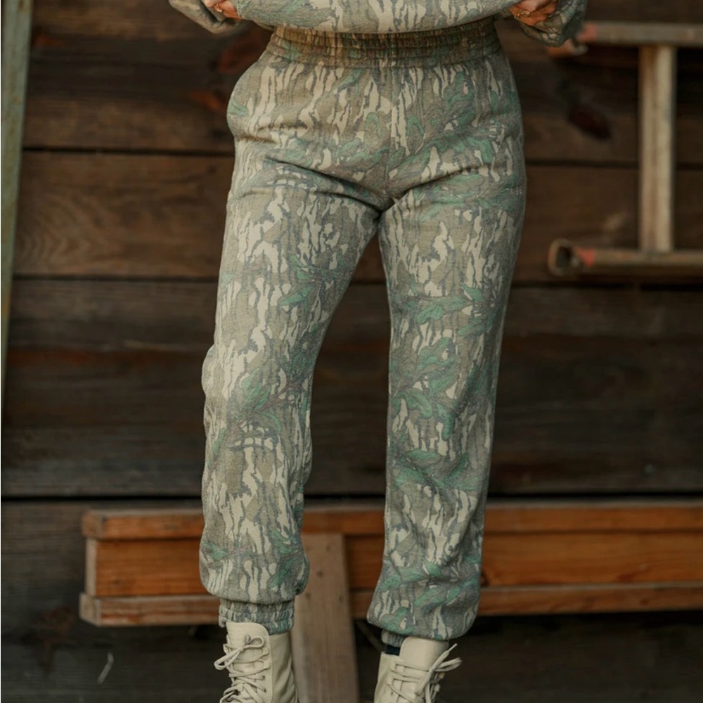 Tribe Kelley x Mossy Oak Butter Joggers - Greenleaf NWT